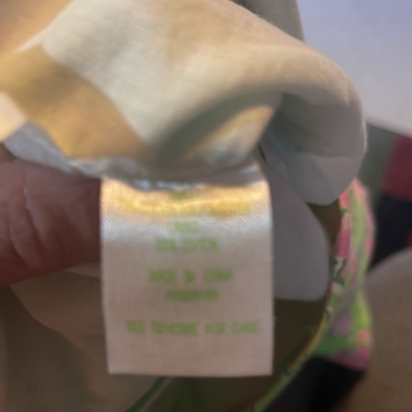 Lilly Pulitzer miniskirt seahorse design. Size 4. Green and pink - Picture 9 of 13